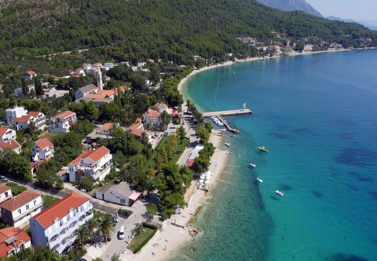 Apartments And Rooms Tomo 1 - At The Beach Zaostrog Exterior foto